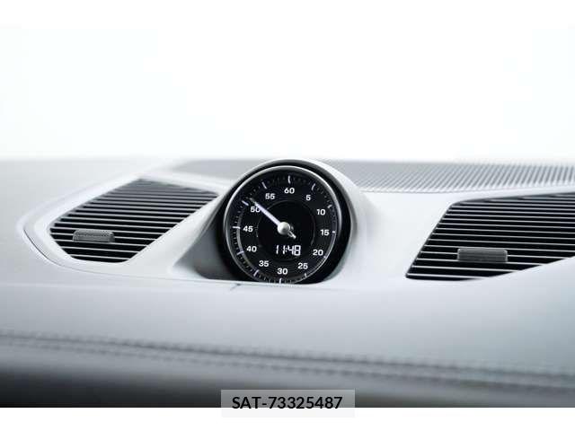 Porsche CAYENNE 2024-09 8131893-4