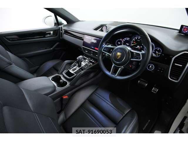 Porsche CAYENNE 2020-06 8231301-4