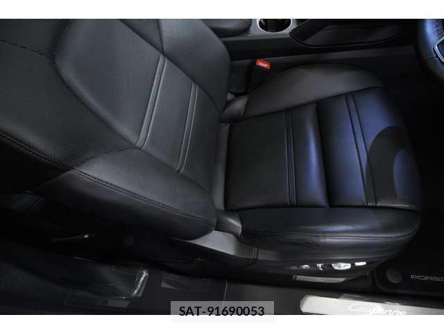 Porsche CAYENNE 2020-06 8231301-5
