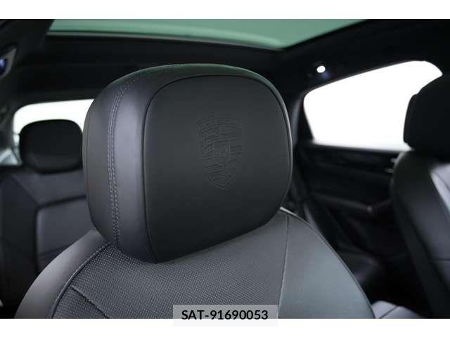Porsche CAYENNE 2020-06 8231301-7