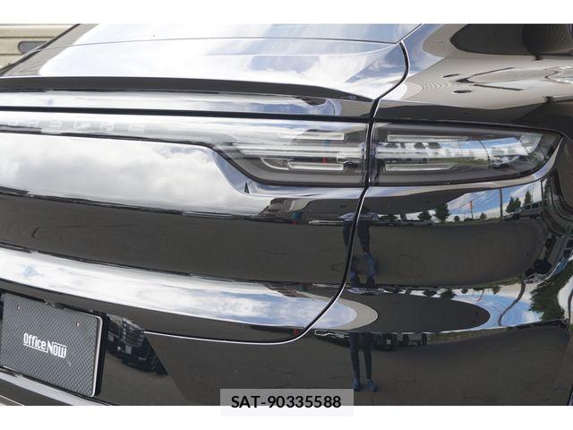 Porsche CAYENNE 2022-11 8414375-18
