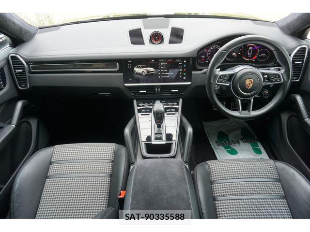 Porsche CAYENNE 2022-11 8414375-23