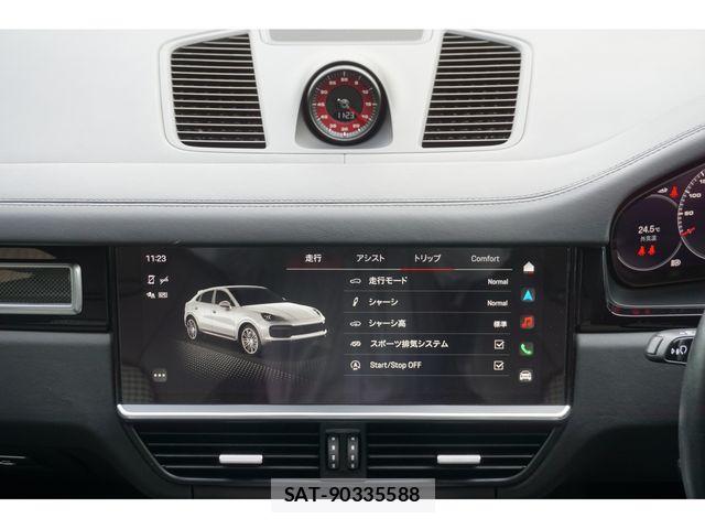 Porsche CAYENNE 2022-11 8414375-26