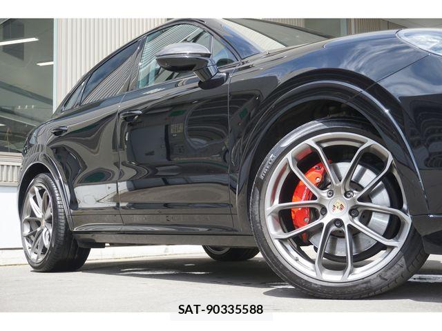 Porsche CAYENNE 2022-11 8414375-29