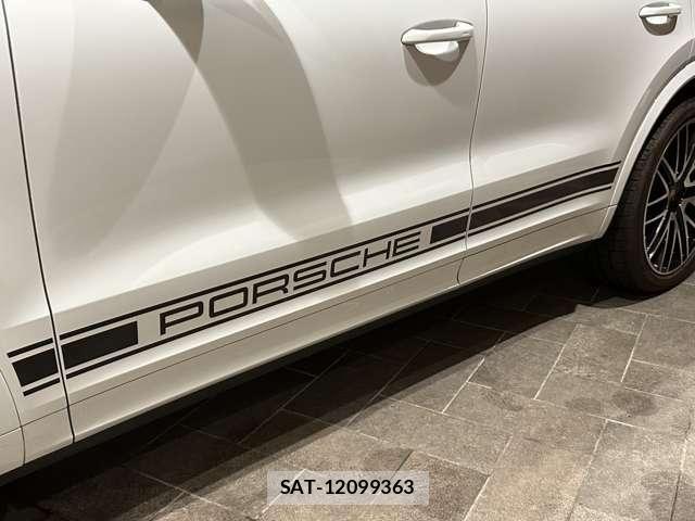 Porsche CAYENNE 2024-06 8526581-9