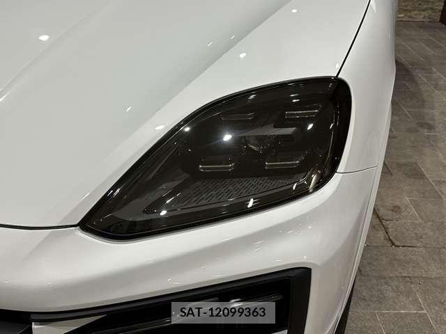 Porsche CAYENNE 2024-06 8526581-3