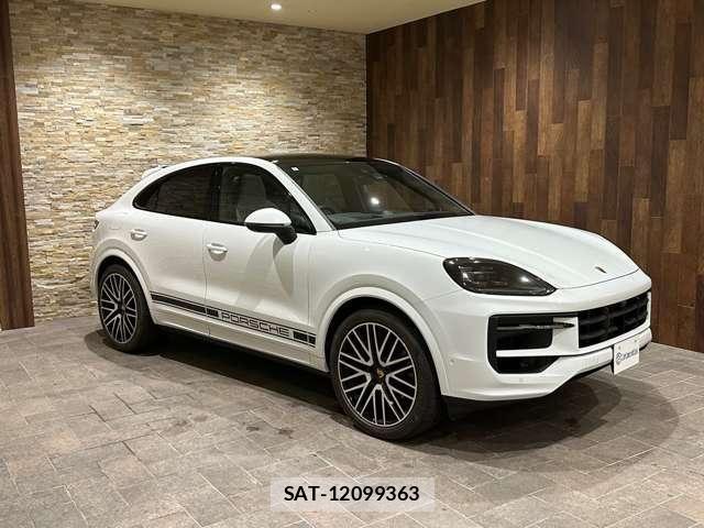 Porsche CAYENNE 2024-06 8526581-8