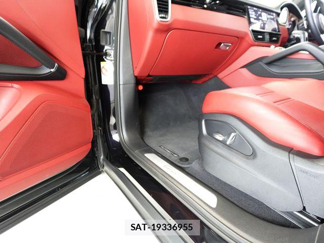 Porsche CAYENNE 2020-05 8686288-10