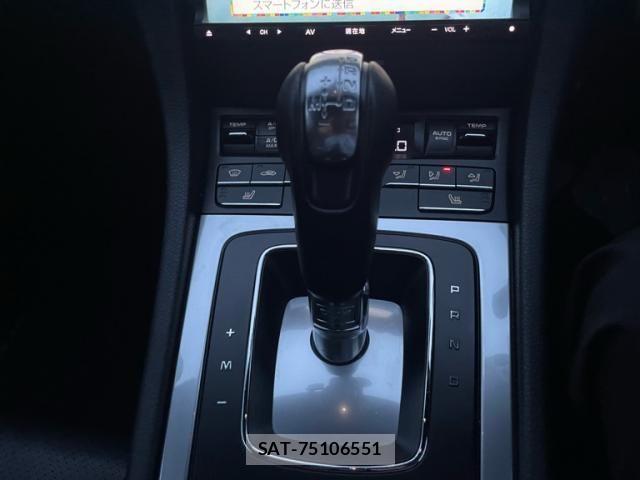 Porsche CAYMAN 2015-02 8414377-17