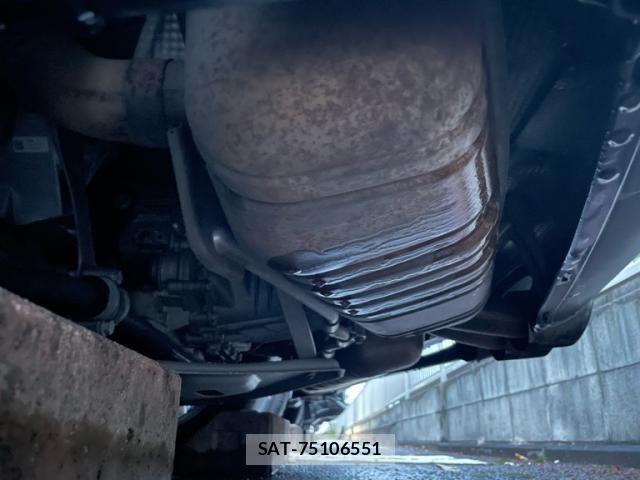 Porsche CAYMAN 2015-02 8414377-19