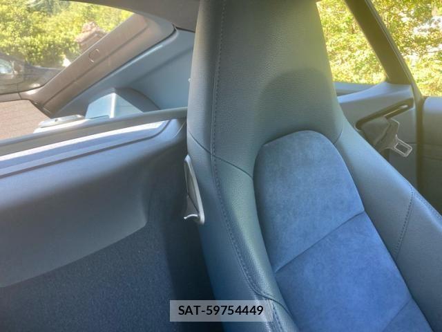 Porsche CAYMAN 2015-07 8485920-23