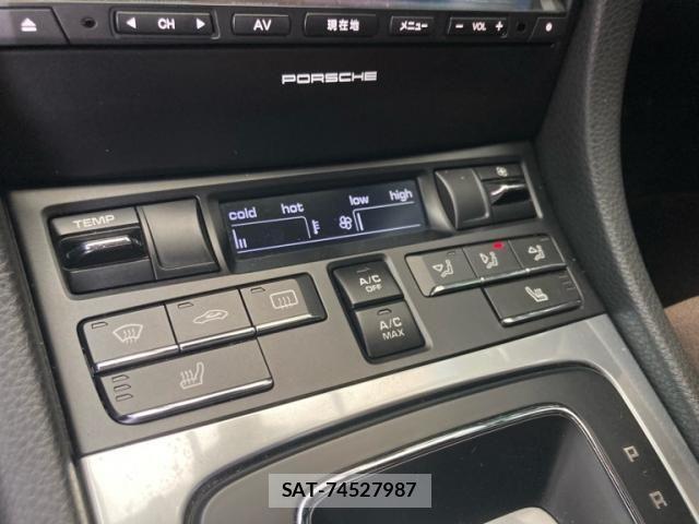 Porsche CAYMAN 2015-10 8781619-24