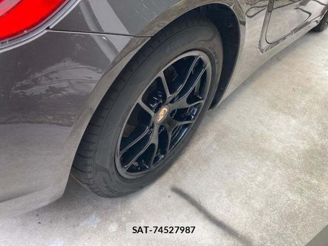 Porsche CAYMAN 2015-10 8781619-2