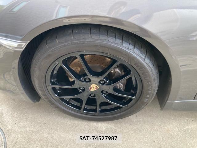 Porsche CAYMAN 2015-10 8781619-4