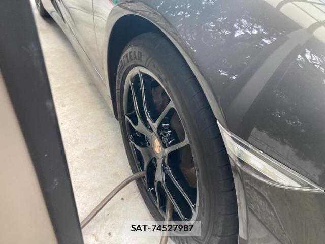 Porsche CAYMAN 2015-10 8781619-5
