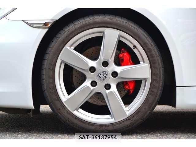 Porsche CAYMAN 2014-03 1429888-7