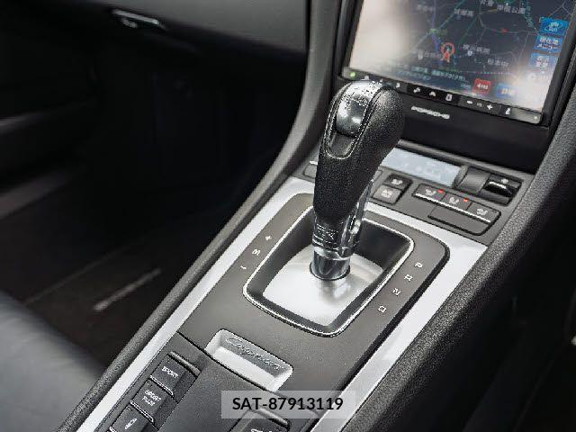 Porsche CAYMAN 2013-06 7329354-11
