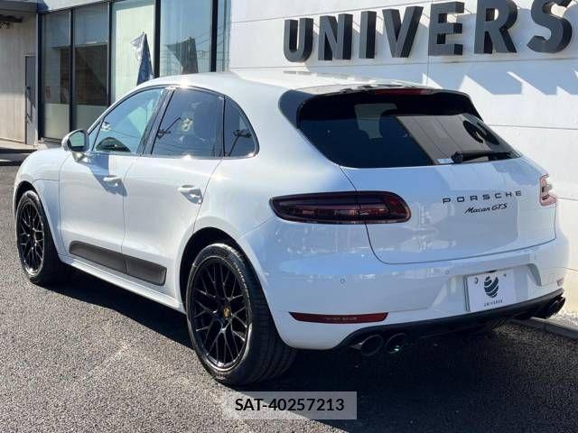 Porsche MACAN 2017-12 510407-18