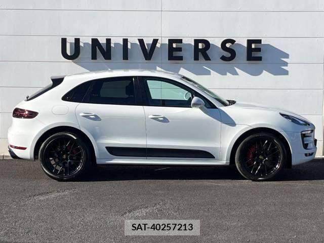Porsche MACAN 2017-12 510407-19