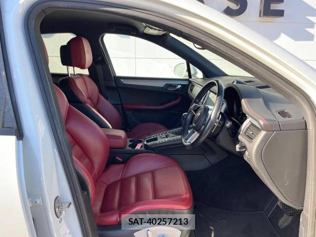 Porsche MACAN 2017-12 510407-8