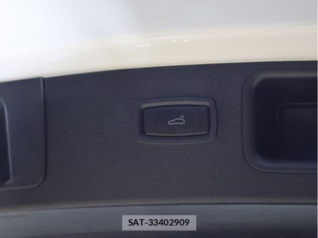 Porsche MACAN 2017-11 663826-19