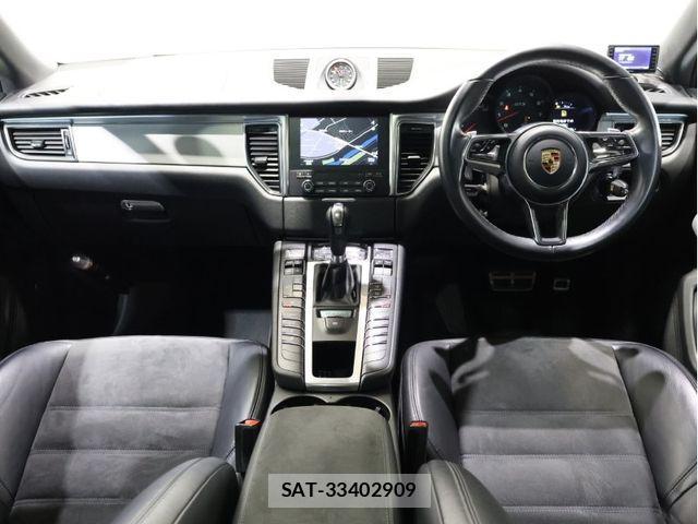 Porsche MACAN 2017-11 663826-2