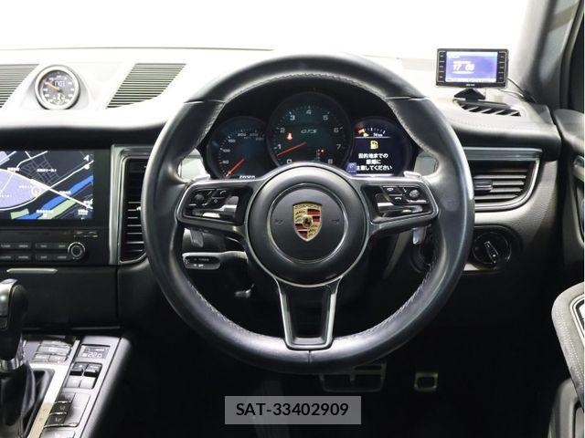 Porsche MACAN 2017-11 663826-3
