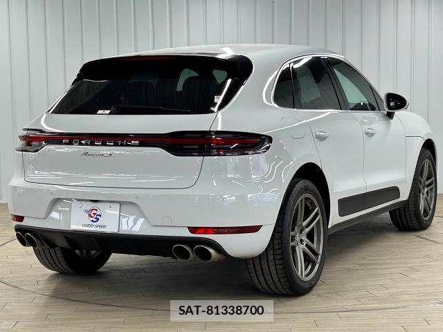 Porsche MACAN 2019-04 852997-14