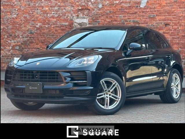 Porsche MACAN 2020-01 910744-0