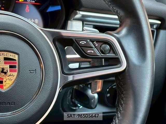 Porsche MACAN 2020-01 910744-15