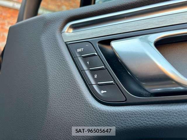 Porsche MACAN 2020-01 910744-16