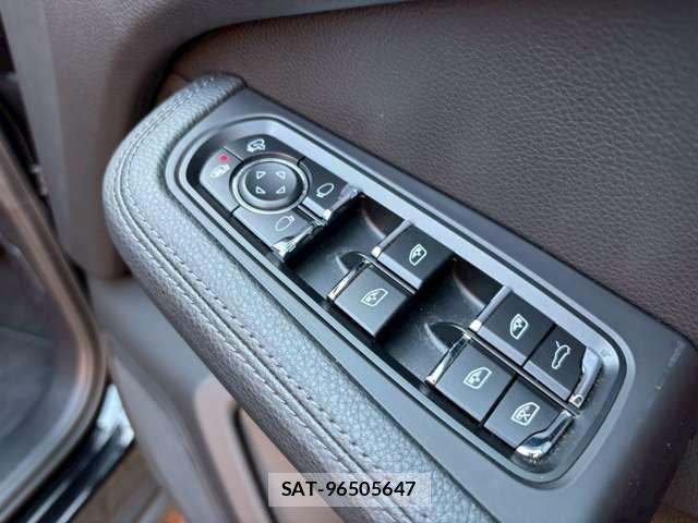 Porsche MACAN 2020-01 910744-17