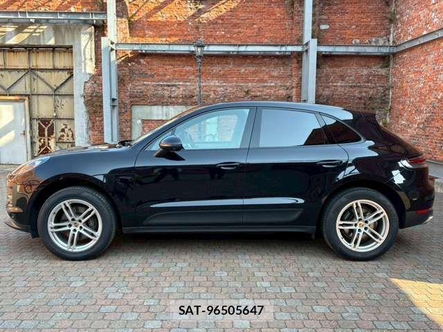 Porsche MACAN 2020-01 910744-4