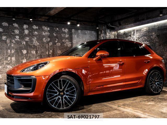 Porsche MACAN 2024-06 1210381-5