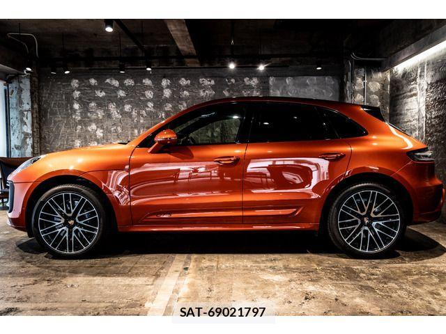 Porsche MACAN 2024-06 1210381-6