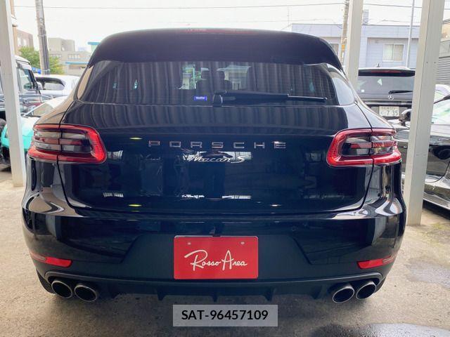 Porsche MACAN 2014-12 1258717-11