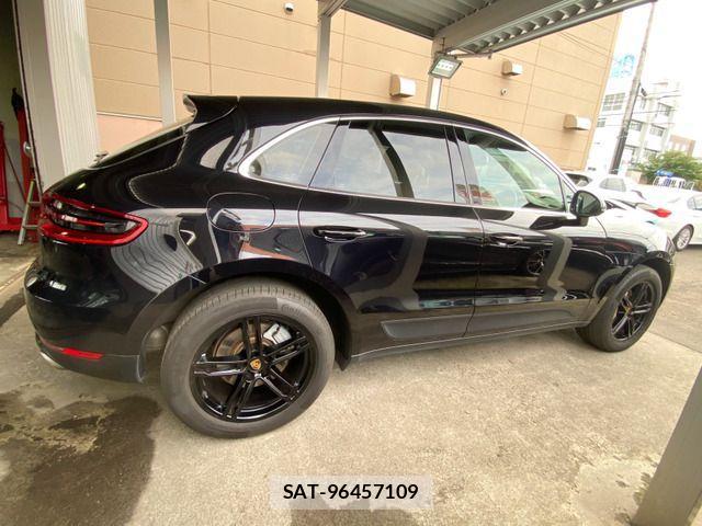 Porsche MACAN 2014-12 1258717-15