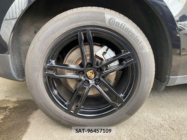 Porsche MACAN 2014-12 1258717-18