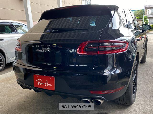 Porsche MACAN 2014-12 1258717-2
