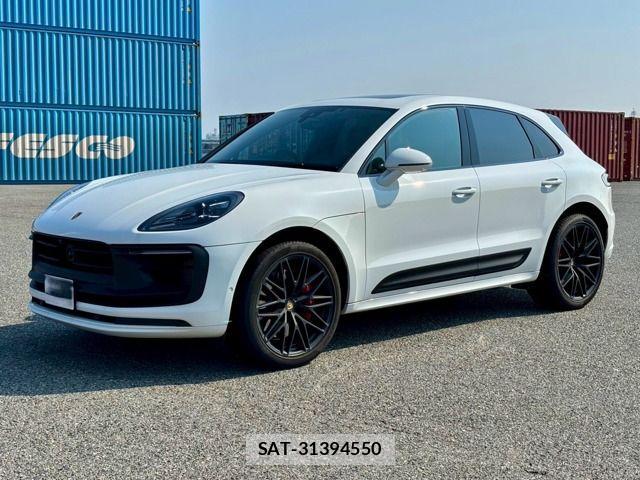 Porsche MACAN 2024-03 1288991-0