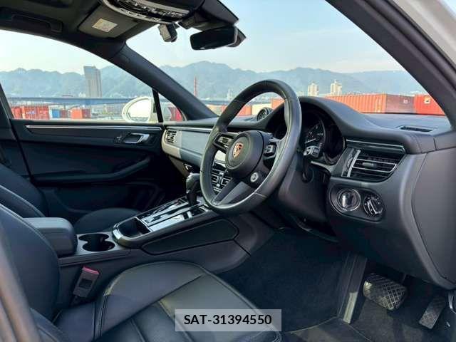 Porsche MACAN 2024-03 1288991-1