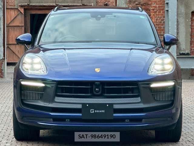 Porsche MACAN 2023-09 1314700-12