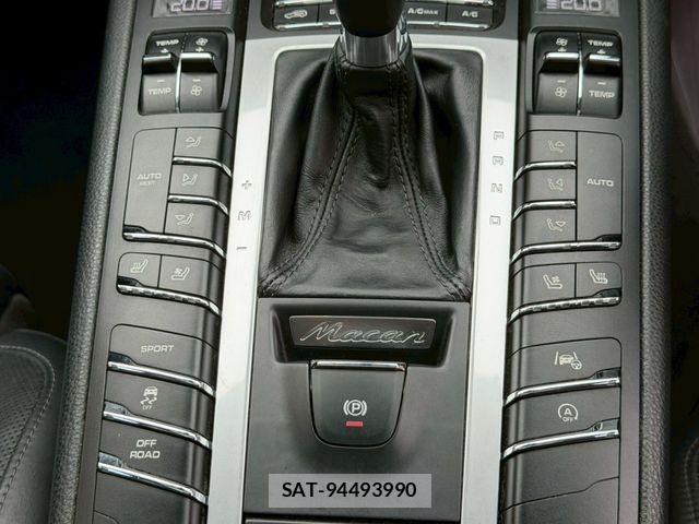 Porsche MACAN 2020-09 1320029-19