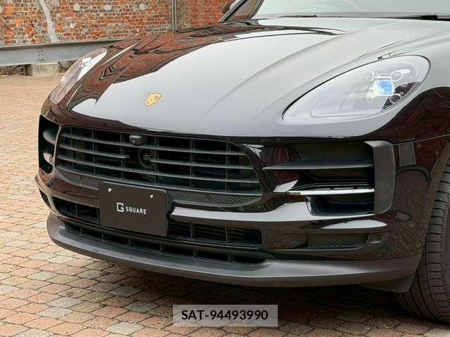 Porsche MACAN 2020-09 1320029-6