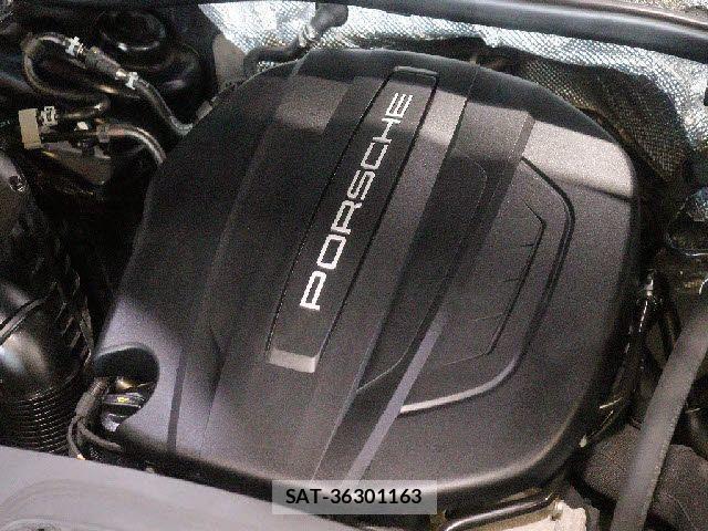 Porsche MACAN 2018-03 1332627-17