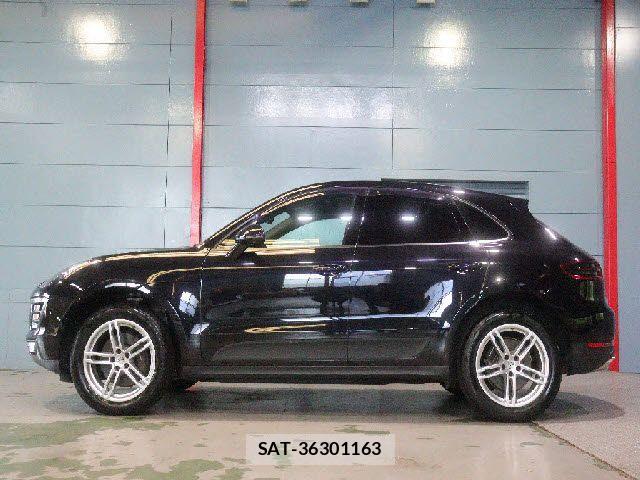 Porsche MACAN 2018-03 1332627-2