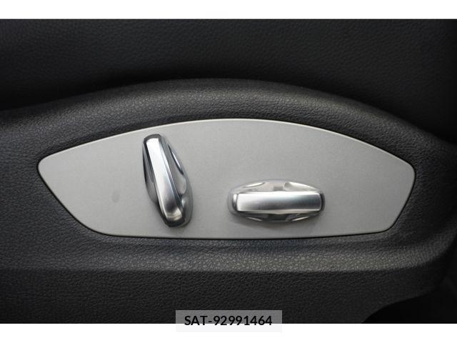Porsche MACAN 2020-02 1381542-20