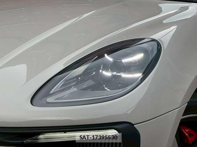 Porsche MACAN 2023-04 1414249-14