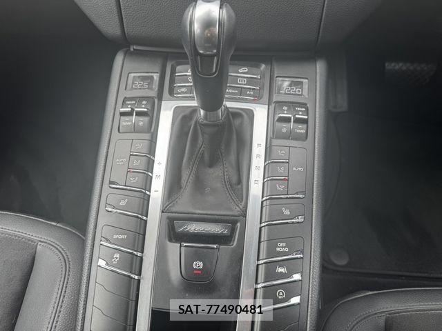 Porsche MACAN 2016-10 1474267-22