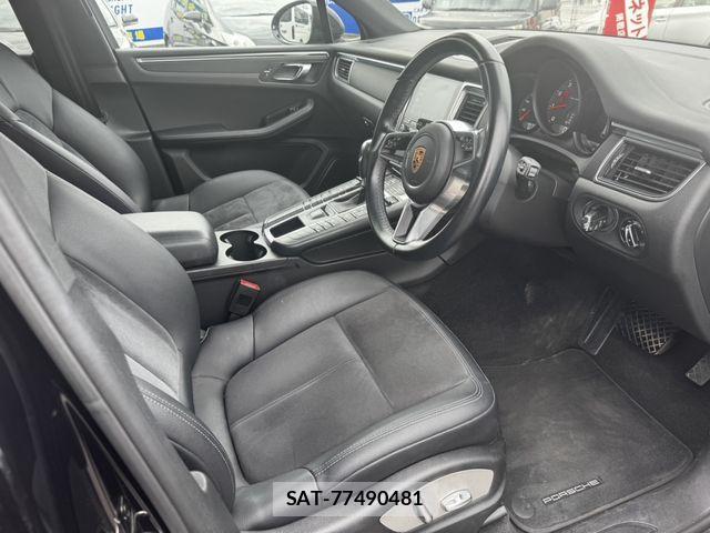 Porsche MACAN 2016-10 1474267-6